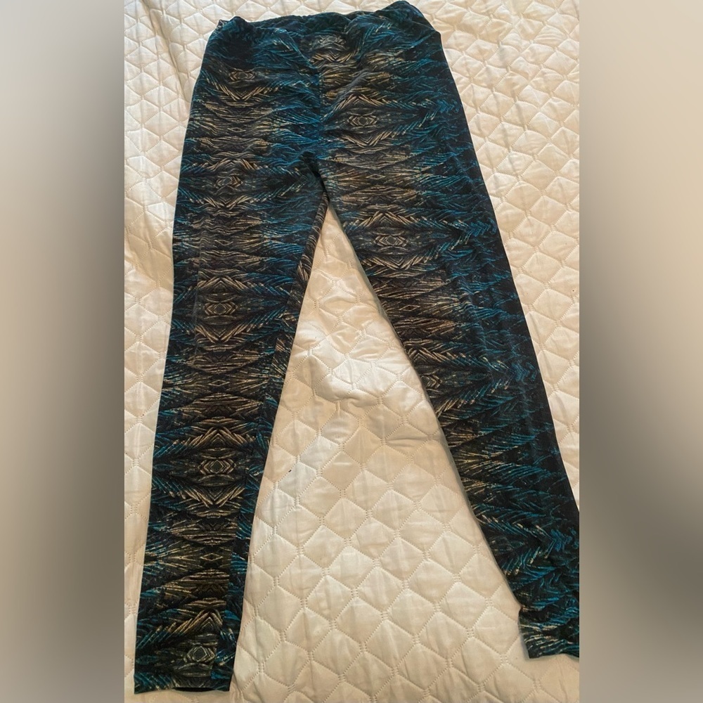 LuLaRoe Tall and Curvy Legging